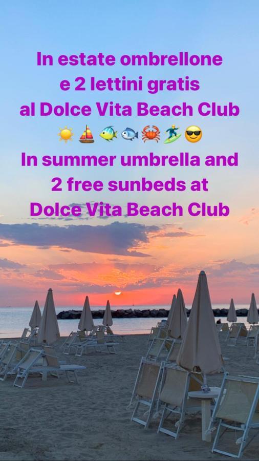 Aloe Beach Apartments, Ombrellone, Parcheggio E Uso Di Biciclette Gratis Rimini Ngoại thất bức ảnh