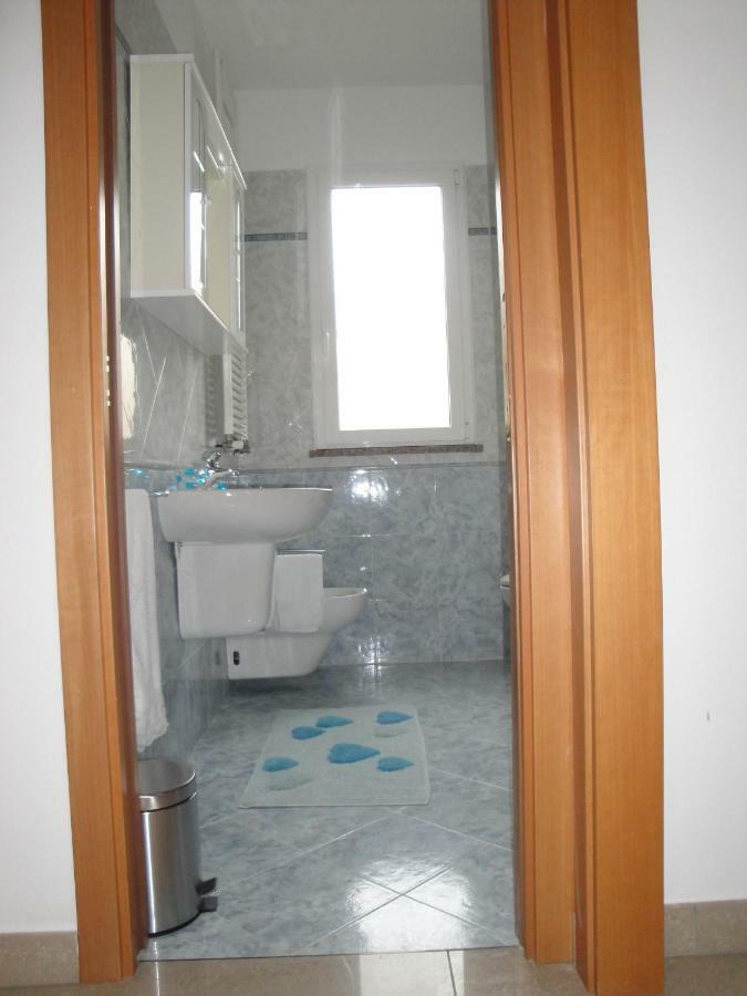 Aloe Beach Apartments, Ombrellone, Parcheggio E Uso Di Biciclette Gratis Rimini Ngoại thất bức ảnh
