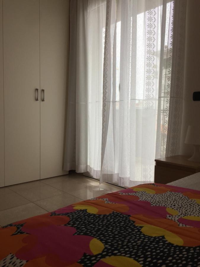 Aloe Beach Apartments, Ombrellone, Parcheggio E Uso Di Biciclette Gratis Rimini Ngoại thất bức ảnh